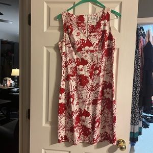 Women’s dress size 12